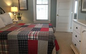 Sandbanks Summer Village Cherry Valley 4* Canada