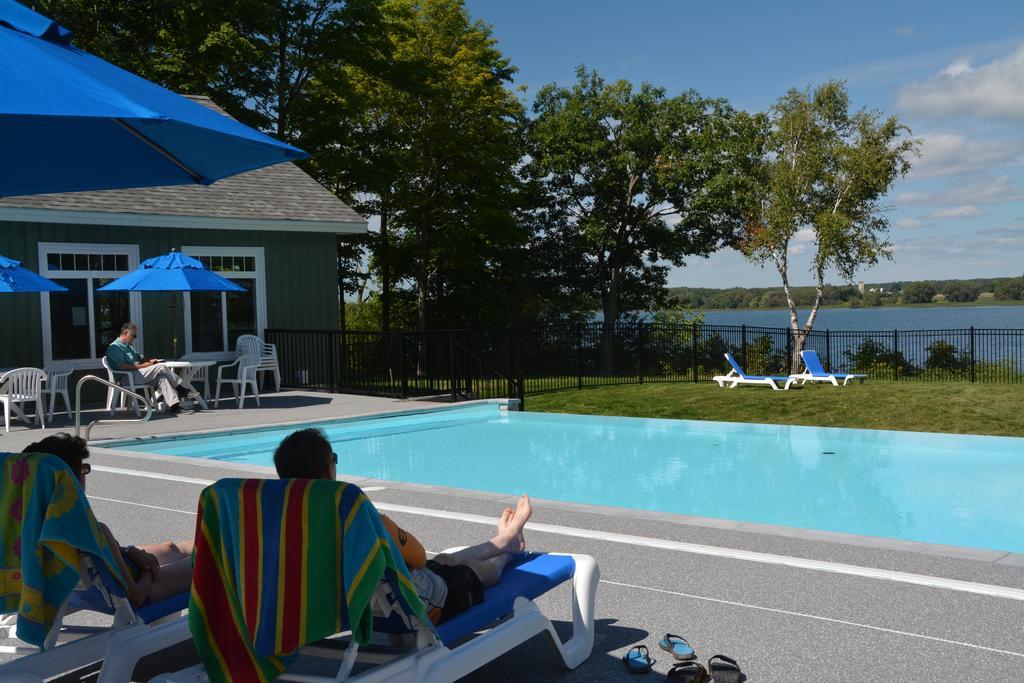 Sandbanks Summer Village Cherry Valley Exterior photo